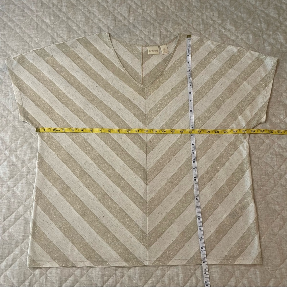 Chico’s Tan Linen Metallic Gold Diagonal Stripe V-Neck Top Chico’s size 3 / XL - Picture 9 of 11